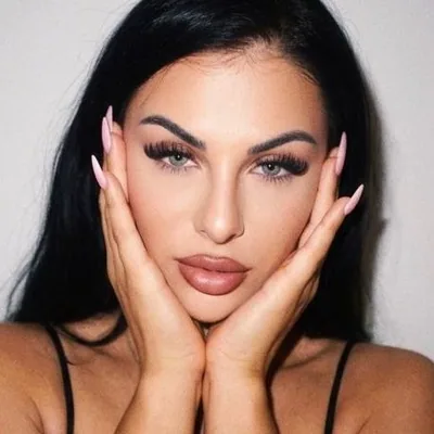 @vanessalipatov profile image
