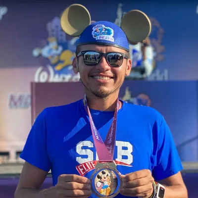 @vanilsonneves profile image