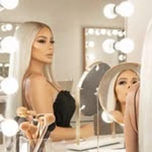 @vanitymakeupschool profile image