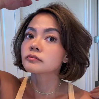 @ventureswithmia profile image
