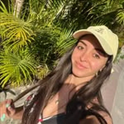 @veronicab_ profile image