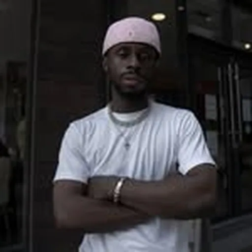 @vick_rayz profile image