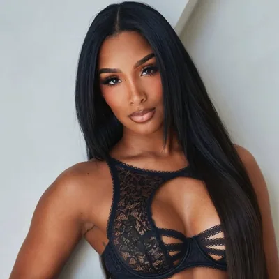 @vickylauren profile image