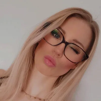 @vikibenzz profile image