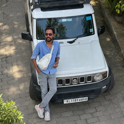 @vineesholavanna profile image