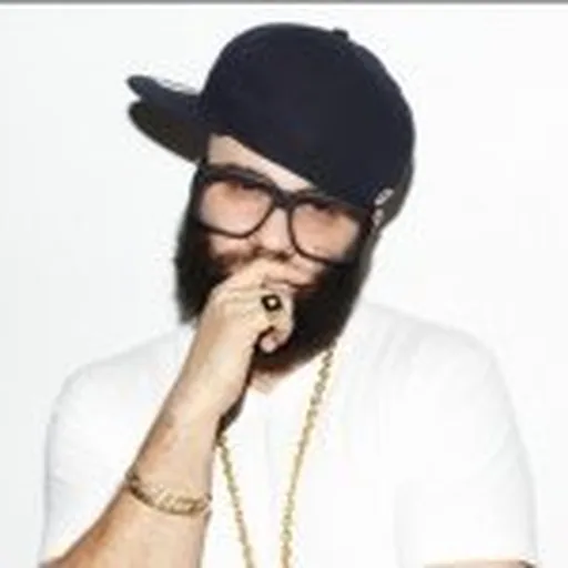 @vintageframes profile image