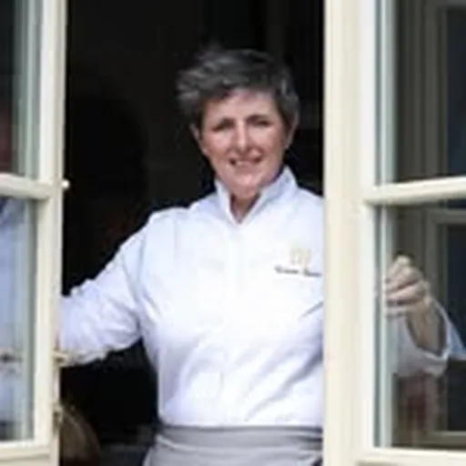 @vivianavaresechef profile image