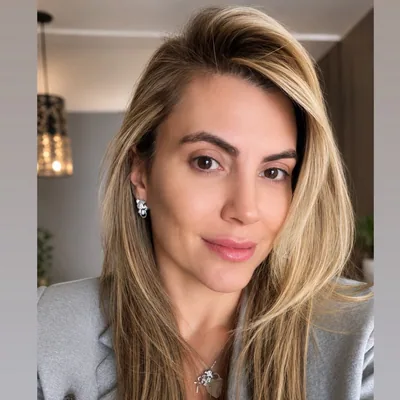 @viviroseoliveira profile image