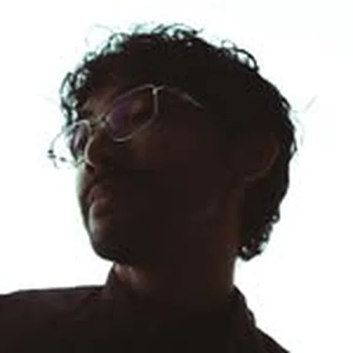 @vvynd profile image