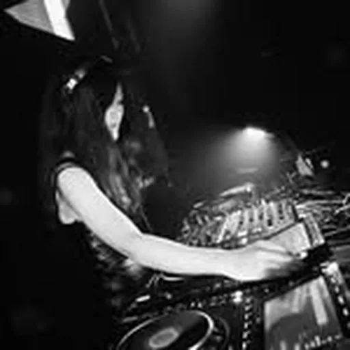 @wakaxinxi profile image