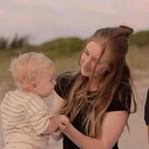 @wally.motherhood profile image