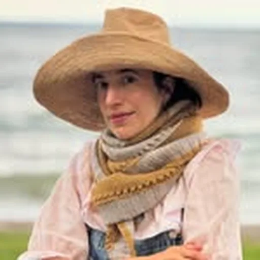 @wanderlustknitter profile image