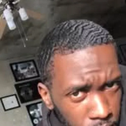 @wavywallace profile image