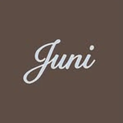 @wear.juni profile image