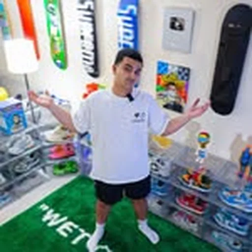 @wegotkicks.pr profile image