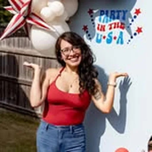 @whimsypopballoons profile image