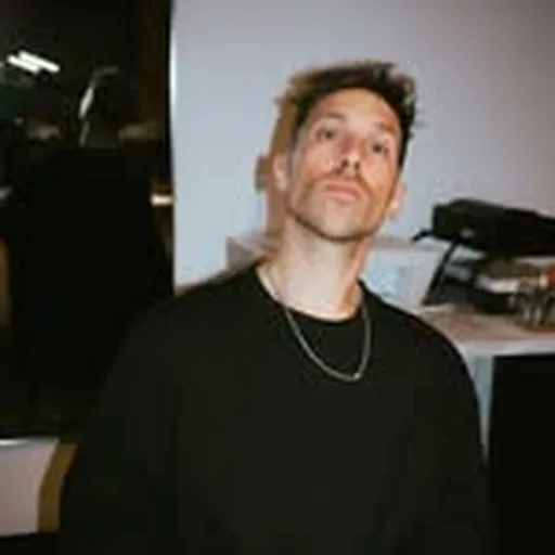 @whitboucher profile image