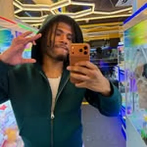 @whiteboymaj profile image