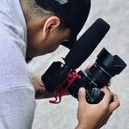 @wolfeyevisuals profile image