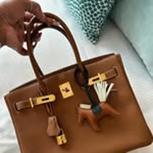 @xeinnysluxuryconcierge profile image