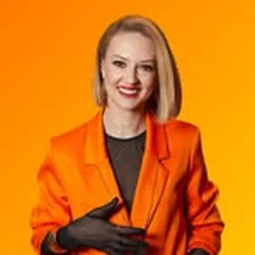 @yana_lipatova profile image
