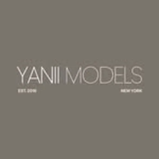 @yaniimodels profile image