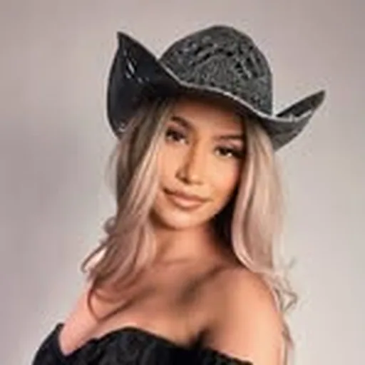 @yerlinivette profile image