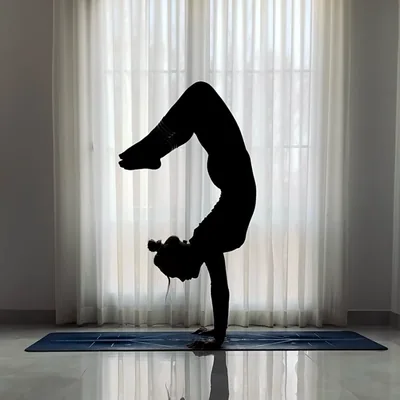 @yoga.with.riri profile image