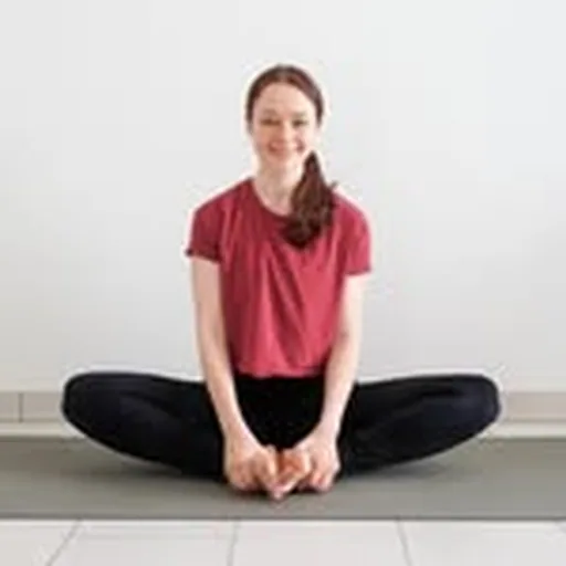 @yogawithuliana profile image