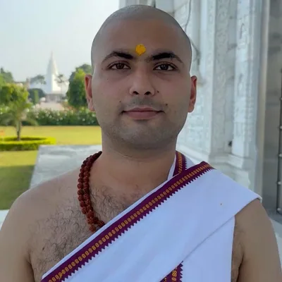 @yogawithumang profile image