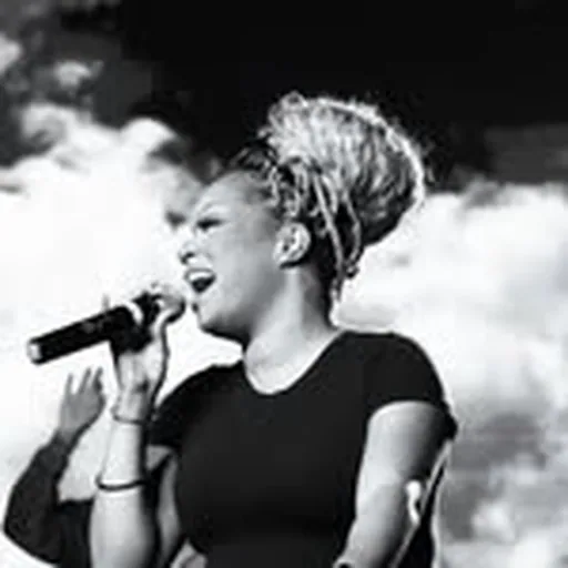 @yoli_live profile image