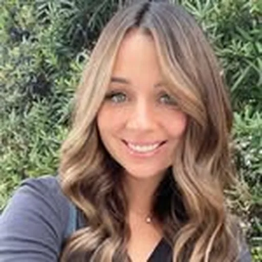@yulia_florida profile image