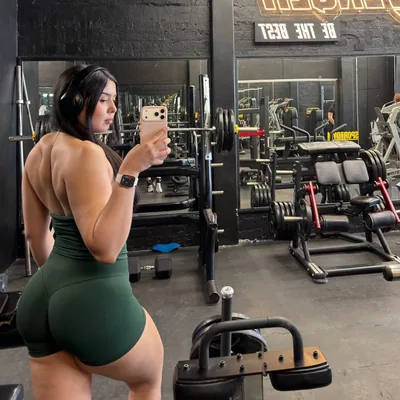 @yulianavalenzuelaaa profile image