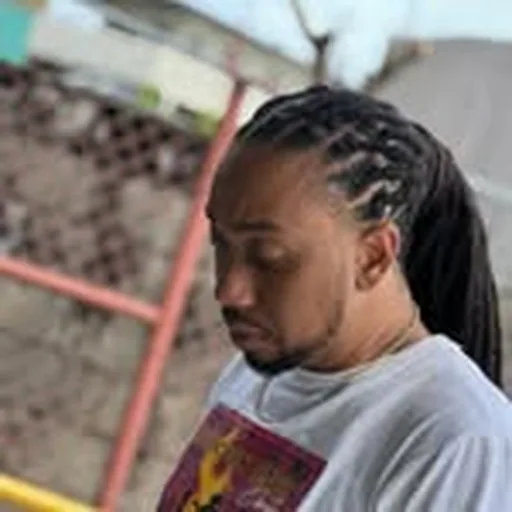 @yung_seeche profile image
