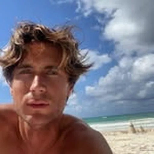 @zachzumb profile image