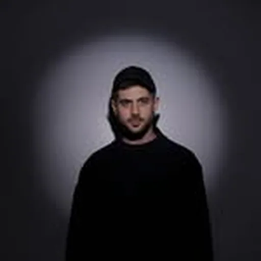 @zeinwannous profile image