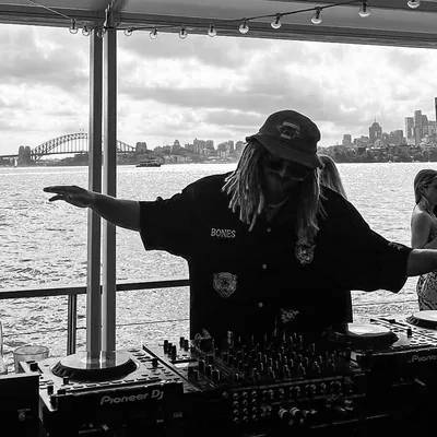 @zen.dj profile image