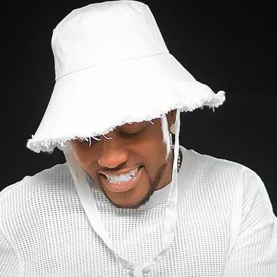 @zeze_kingston profile image