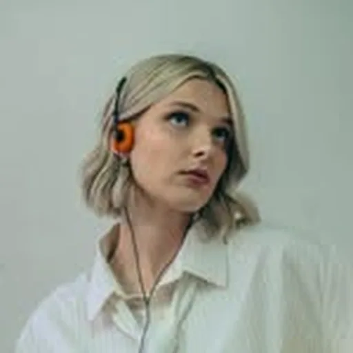@zoeelevert profile image