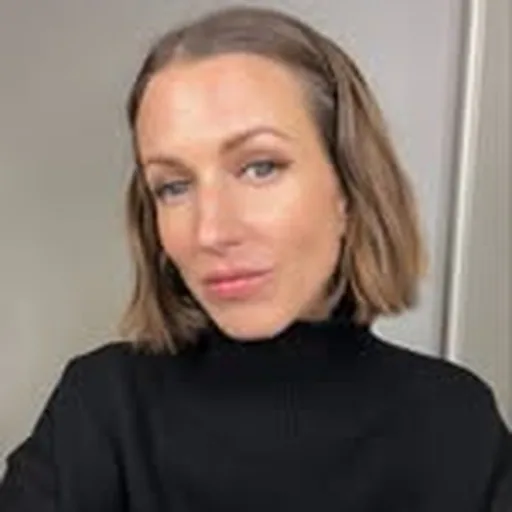 @zoetaylormakeup profile image