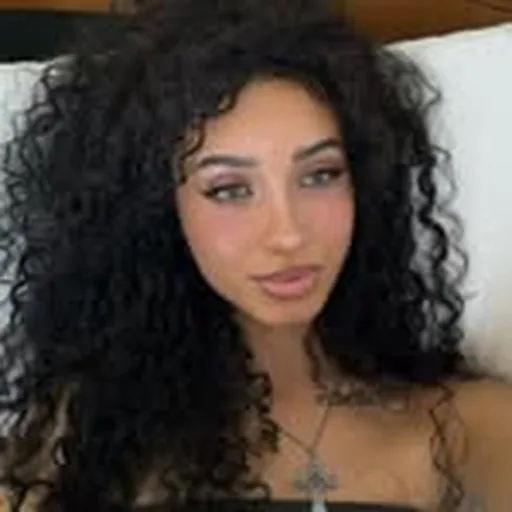 @zoexxmoore profile image